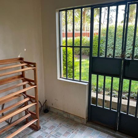 Easy Sleep Guesthouse Китале Екстериор снимка